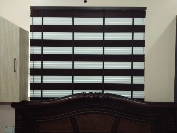 Blinds 180 sqrf all tape blinds